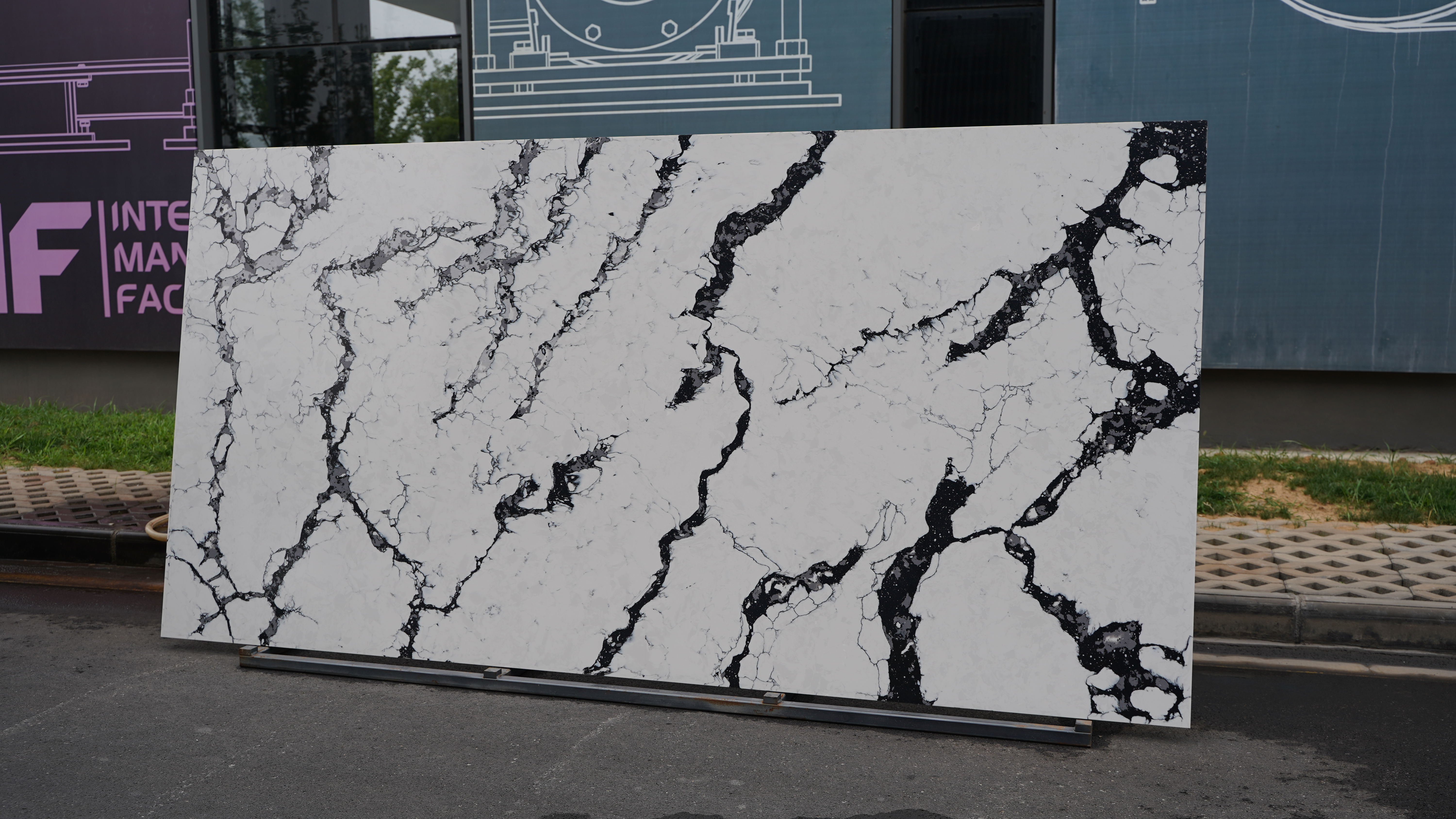 BritQuartz worktop 47